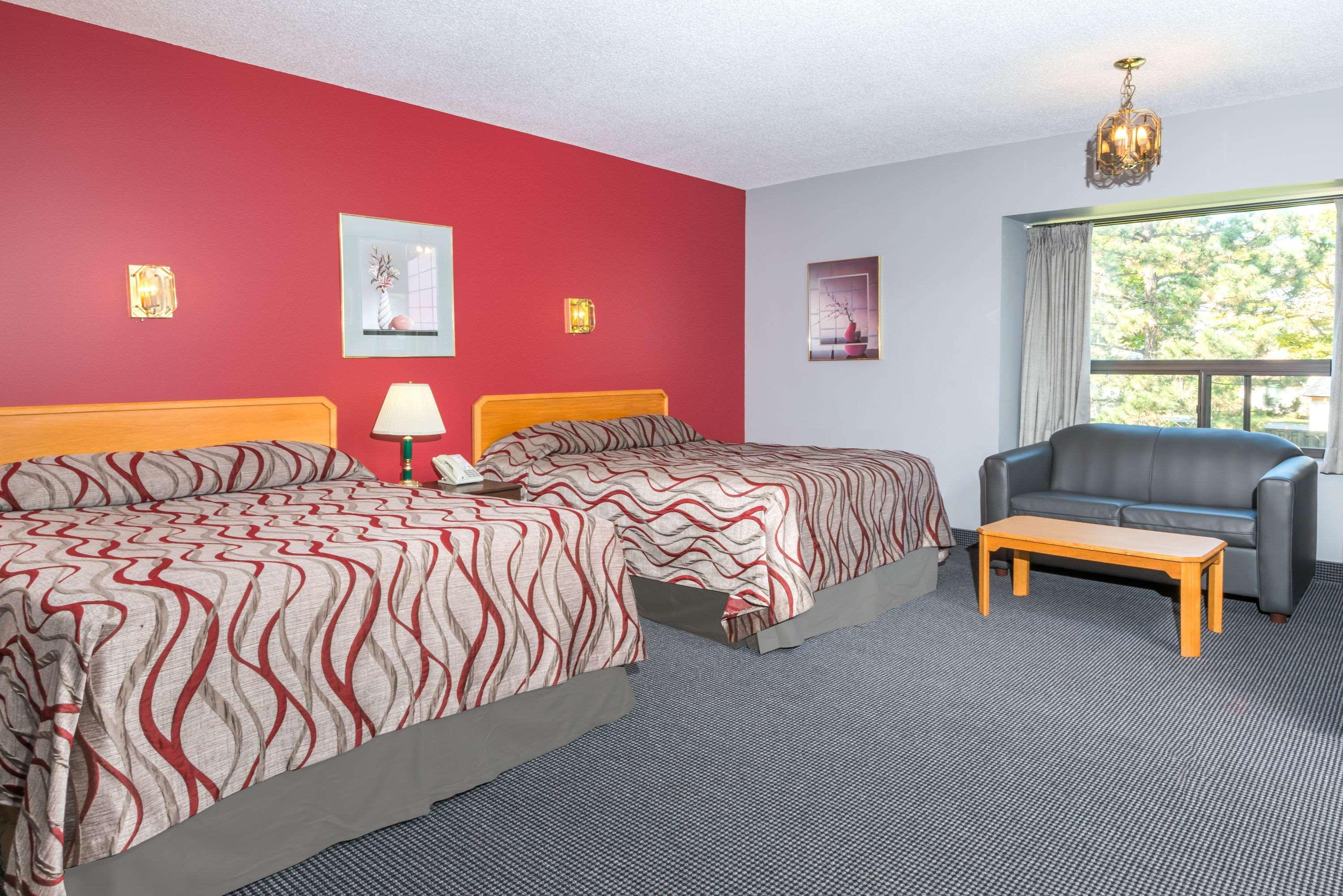 Hotel Super 8 Mount Hope/Hamilton International Airport Extérieur photo